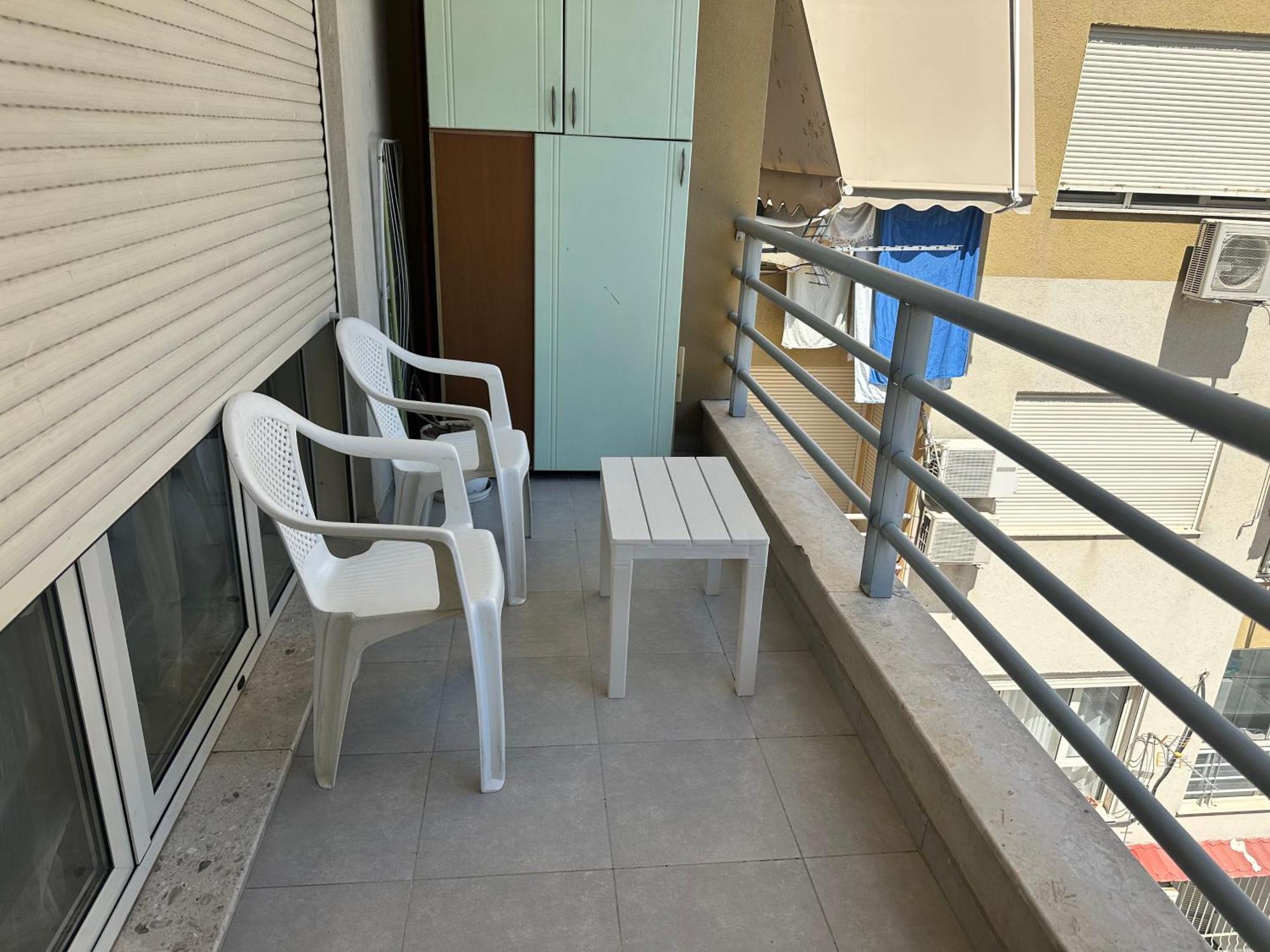 Sunrise Apartment Near The Center Tirana Exterior photo